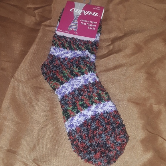 ** Carnival Ladies Super Soft Slipper SOCK Stripe - Picture 1 of 8